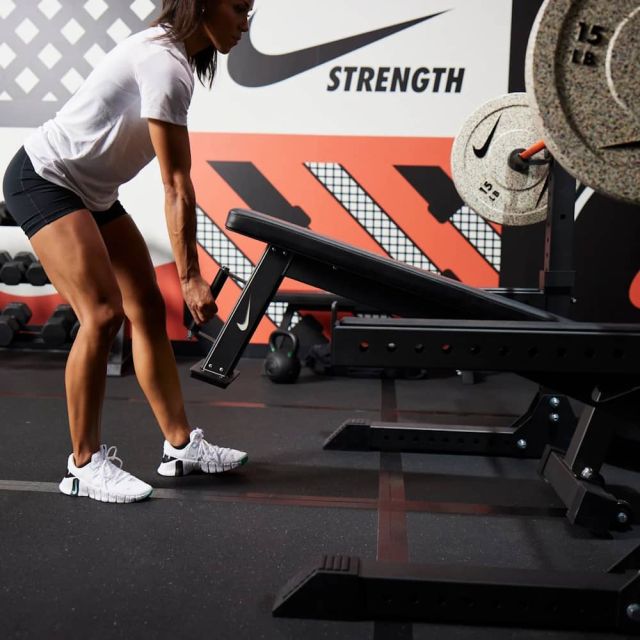 Nike Strength Rolling Weight Bench