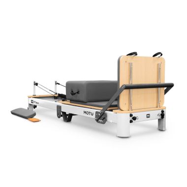 MOTU Flex White Pilates Reformer Bundle