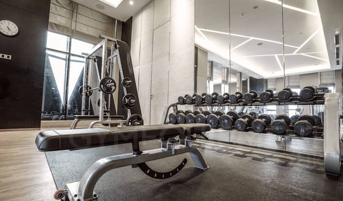 mirrors in an office gym