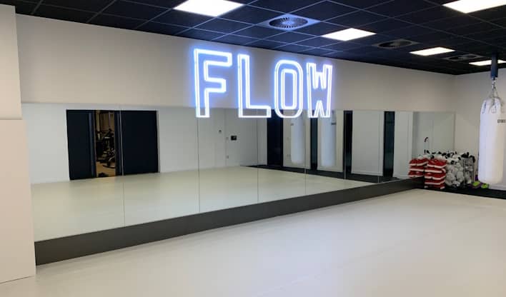 school gym mirror